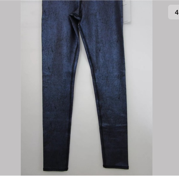 Alo Yoga Saltwater Metallic High Waist Legging - Picture 4 of 8